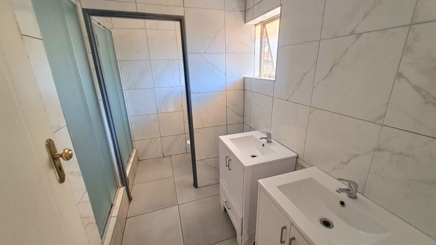 17 Bedroom Property for Sale in Universitas Free State